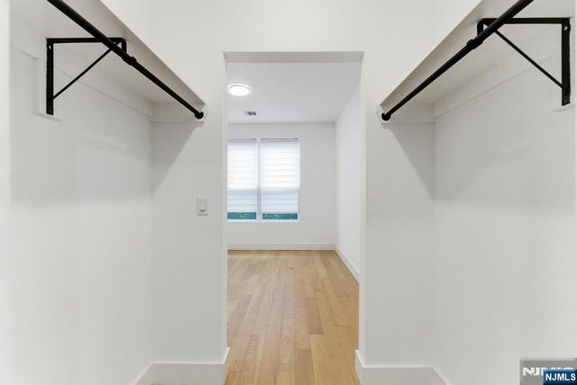 649 38th Street 203, Union City, NJ 07087