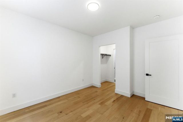 649 38th Street 203, Union City, NJ 07087