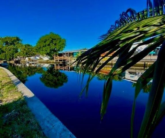 1951 NW 33rd Court, Oakland Park, FL 33309