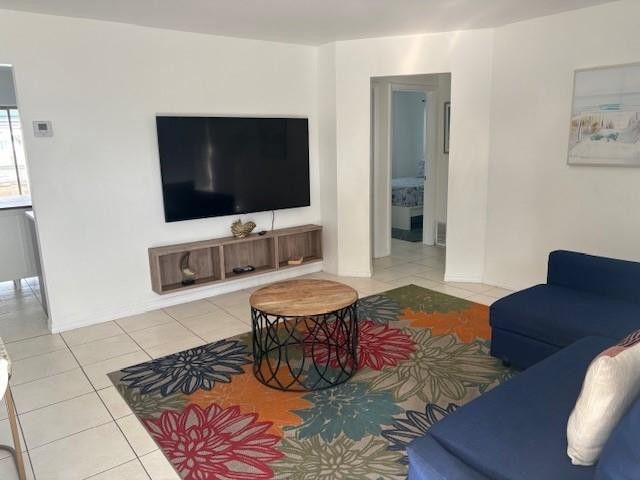 1951 NW 33rd Court, Oakland Park, FL 33309