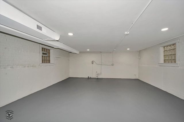 3904 W 58th Place, Chicago, IL 60629