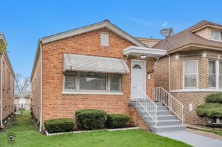 3904 W 58th Place, Chicago, IL 60629