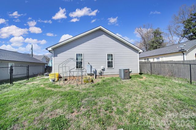 41 Saint Mary Avenue NW, Concord, NC 28025