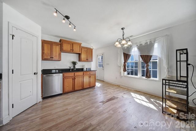 41 Saint Mary Avenue NW, Concord, NC 28025