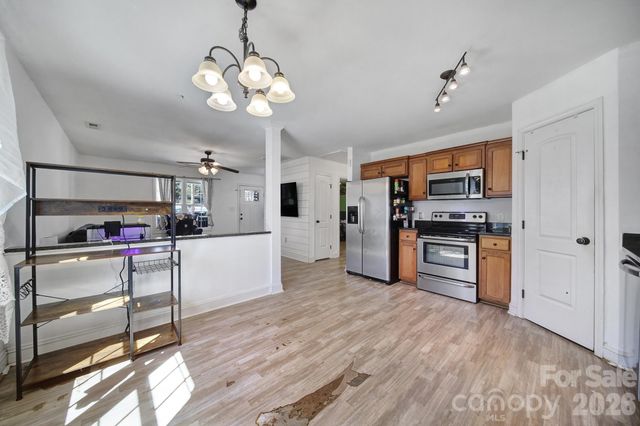 41 Saint Mary Avenue NW, Concord, NC 28025