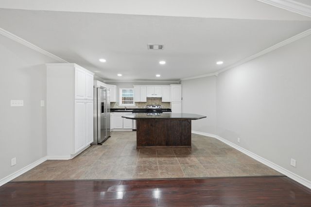 1108 Billie Ruth Lane, Hurst, TX 76053