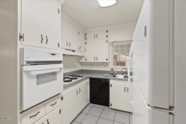 805 S Parrish Street, Lillington, NC 27546