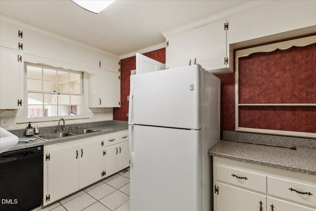 805 S Parrish Street, Lillington, NC 27546