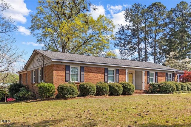 805 S Parrish Street, Lillington, NC 27546