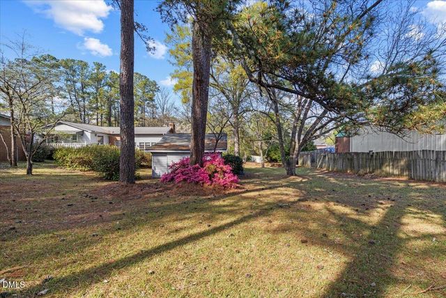 805 S Parrish Street, Lillington, NC 27546