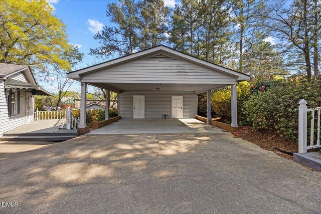 805 S Parrish Street, Lillington, NC 27546