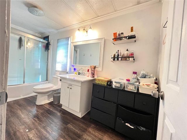 518 S Sullivan Street 34, Santa Ana, CA 92704