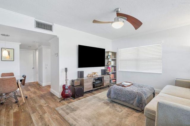 6100 NE 7th Avenue 21, Boca Raton, FL 33487