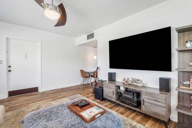 6100 NE 7th Avenue 21, Boca Raton, FL 33487