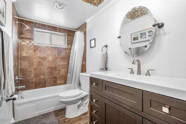 6100 NE 7th Avenue 21, Boca Raton, FL 33487