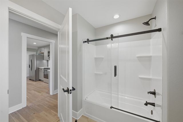 1921 N Woods Street, Sherman, TX 75092