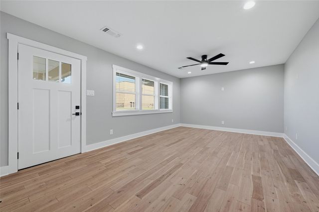 1921 N Woods Street, Sherman, TX 75092