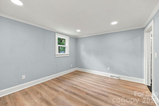 516 Englewood Street NE, Concord, NC 28025