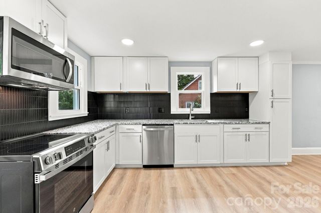 516 Englewood Street NE, Concord, NC 28025