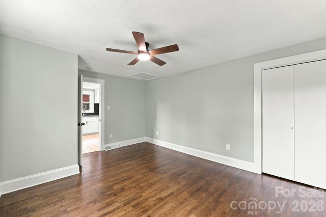 516 Englewood Street NE, Concord, NC 28025