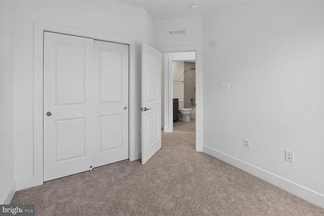 11105 MEDICAL CENTER DR, Rockville, MD 20850