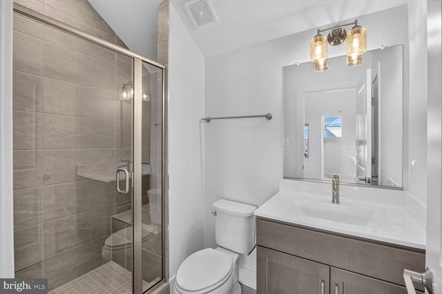 11105 MEDICAL CENTER DR, Rockville, MD 20850