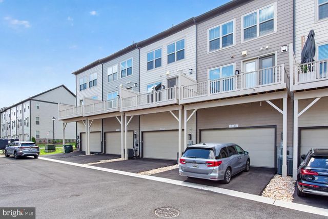 11105 MEDICAL CENTER DR, Rockville, MD 20850