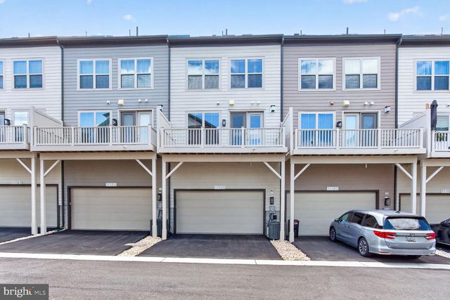 11105 MEDICAL CENTER DR, Rockville, MD 20850