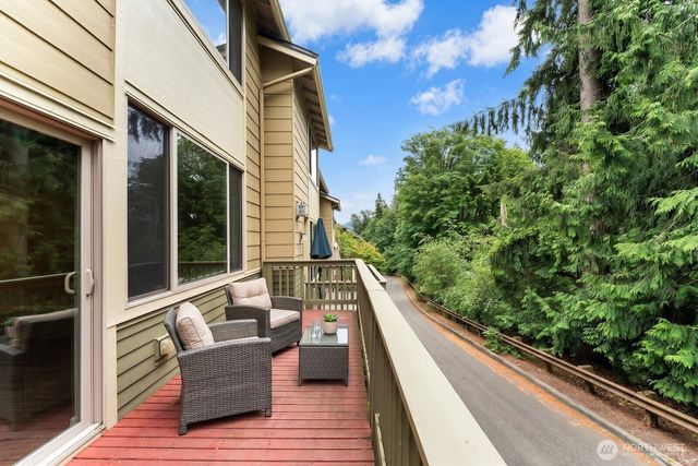 2161 NW Boulder Way Drive, Issaquah, WA 98027