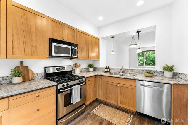2161 NW Boulder Way Drive, Issaquah, WA 98027