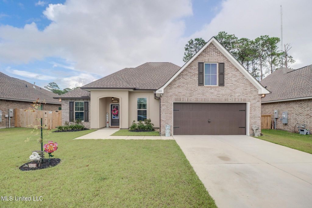 820 Leeward Road, Biloxi, MS 39532