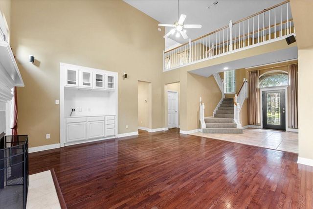 9406 Laurel Wind Court, Houston, TX 77040