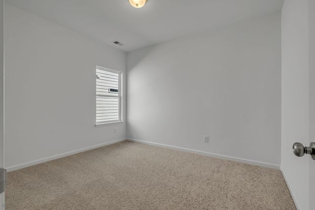 506 Charing Cross Dr, Lebanon, TN 37087