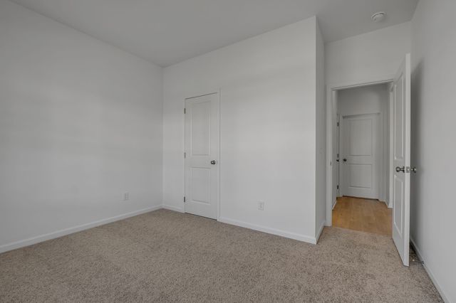 506 Charing Cross Dr, Lebanon, TN 37087