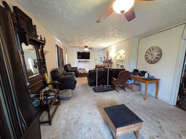 401 N First Street, Owensville, IN 47665