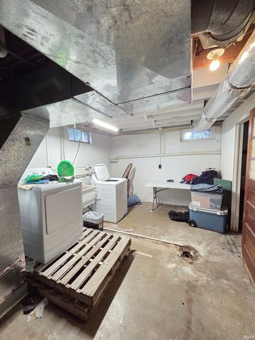 401 N First Street, Owensville, IN 47665