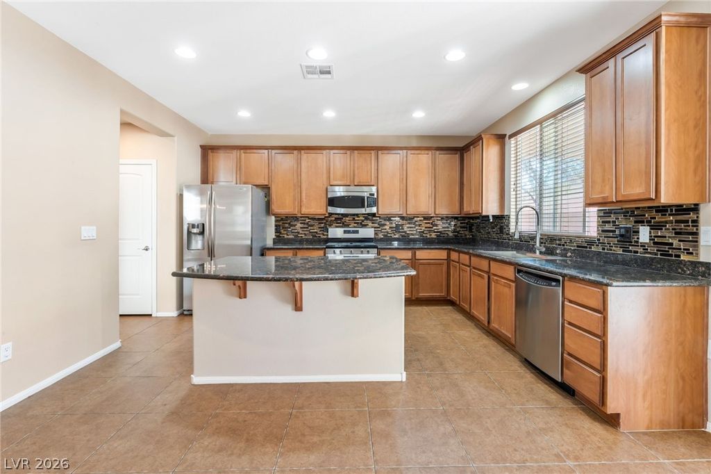 6569 Brooklyn Heights Street, Las Vegas, NV 89166 — photo 4