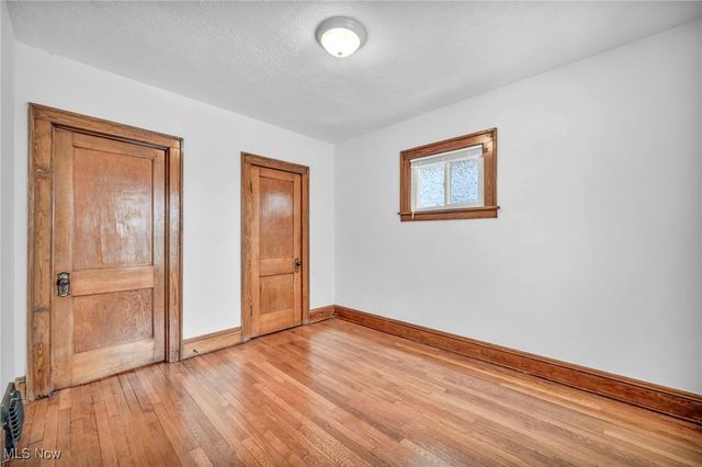 2033 Robin Street, Lakewood, OH 44107