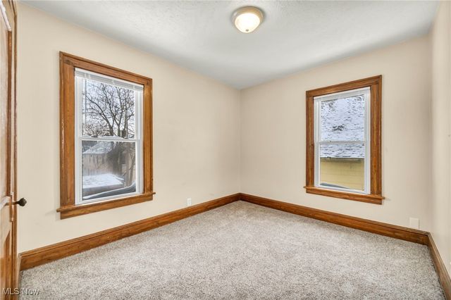 2033 Robin Street, Lakewood, OH 44107