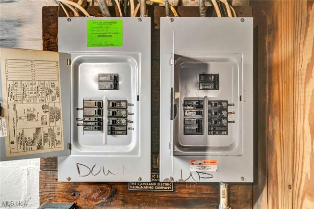 2033 Robin Street, Lakewood, OH 44107