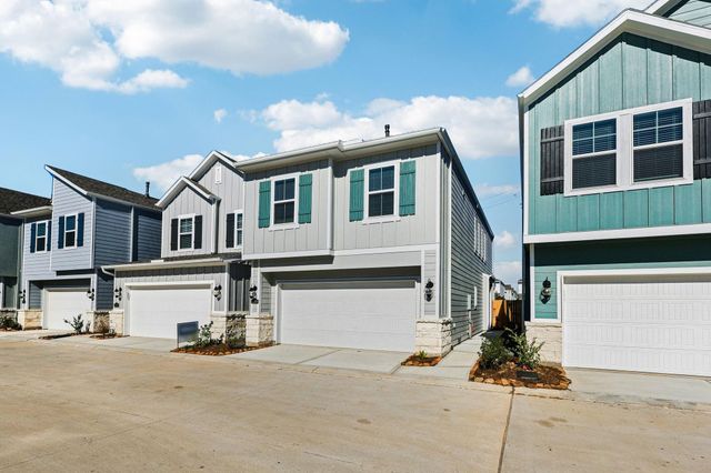 2209 Bay Breeze Drive, Kemah, TX 77565