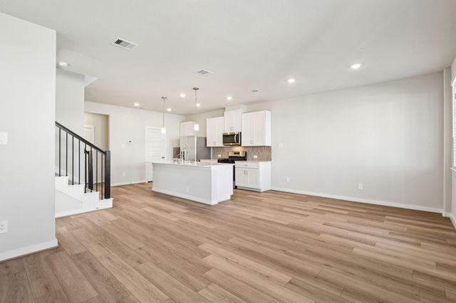 2209 Bay Breeze Drive, Kemah, TX 77565