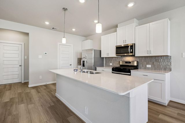 2209 Bay Breeze Drive, Kemah, TX 77565