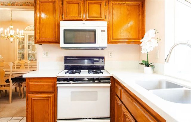 5044 Allington, Lakewood, CA 90712