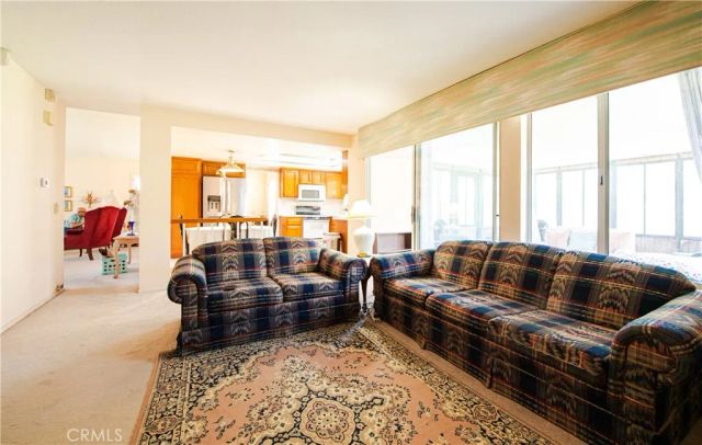 5044 Allington, Lakewood, CA 90712