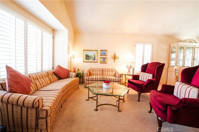 5044 Allington, Lakewood, CA 90712