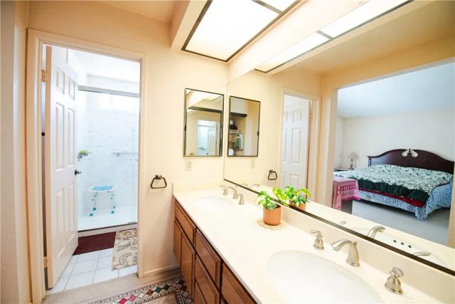 5044 Allington, Lakewood, CA 90712