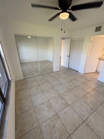 1515 Lake Crystal Drive B, West Palm Beach, FL 33411