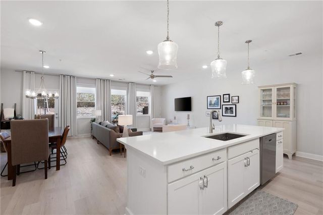 3037 Ferrington Way, Smyrna, GA 30080