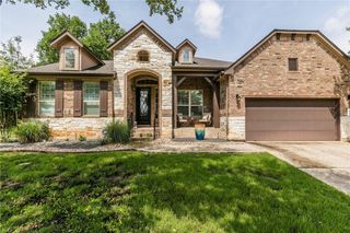 211 LAKE COMO DR, Lakeway, TX 78734